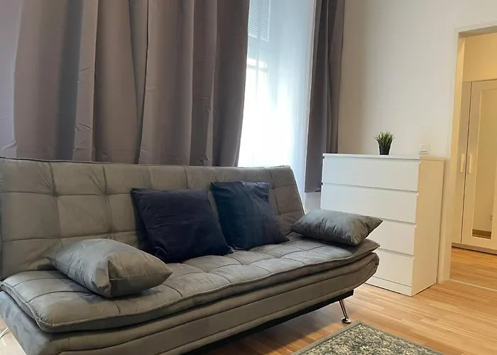 דירה Modern Near Center 1br